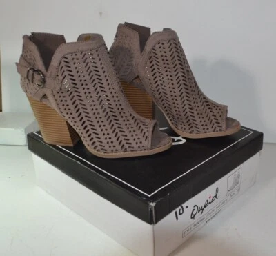 Qupid Mujer Barnes Taupe Gamuza Tacón Bloque Botines Talla 6M Nuevos con Etiquetas Foto 1 de 3