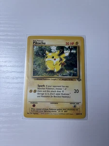 Pikachu 60/64 Jungle Regular - Picture 1 of 2