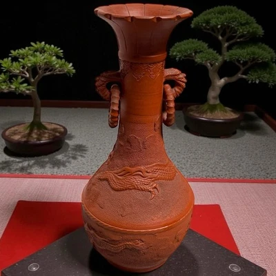Antiguo jarrón japonés Tokoname Redware dragón de terracota en nube mango de anillo 9 Foto 1 de 4