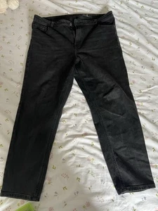 Black Straight Leg Jeans Size 18 Previously Used Tu Brand - Picture 1 of 3