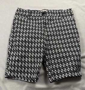 Talbots Perfect Shorts Women's 12P BlackWhite Toucan Summer Vacation Tropics EUC - Picture 1 of 6