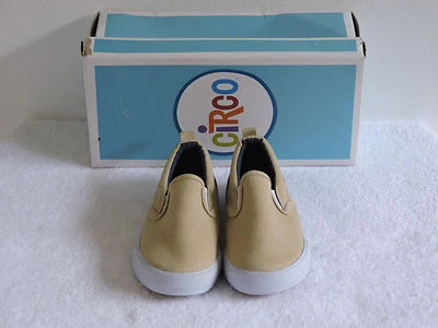 CIRCO KHAKI TODDLER SIZE 10 "HUCK" SLIP ON BOYS SHOES - Image 1 of 4
