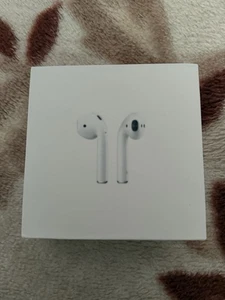 Apple Airpods with Charging Case 2nd Generation – Wireless Bluetooth - Photo 1 sur 4