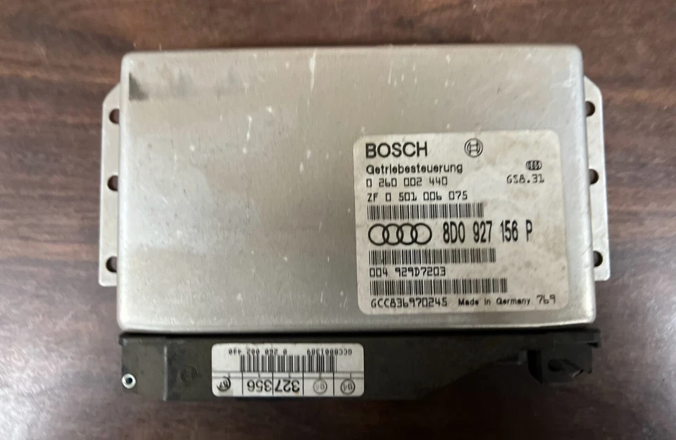 AUDI A4 PASSAT 1998-2001 MÓDULO INFORMÁTICO TRANSMISIÓN 8D0927156P  Foto 1 de 1