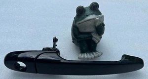 2005-2010 Chevy Cobalt / Pontiac Sunfire Drivers Exterior Door Handle - Picture 1 of 2