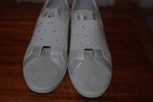 ZAPATOS/ZAPATILLAS IMAC HERMOSOS RAROS GRIS METALIZADO CUERO ITALIANO CON TACHUELAS TALLA 41 - Imagen 1 de 6