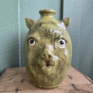 Jarra cara gato rústica amarilla de Billy Joe Craven | 9" x 6" - Imagen 1 de 9