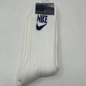 Neu aus altem Lagerbestand Vintage 80er NIKE Sport Röhrensocken Herren Logo Crew Größe 6,5-12 7E26 weiß - Bild 1 von 6