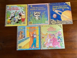 Lot of 5 Children’s Little Golden Books Classics, Animals, Pandas, Planets - Imagen 1 de 1