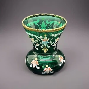 Jarrón antiguo bohemio Moser de vidrio verde pintado a mano miniatura - Imagen 1 de 4