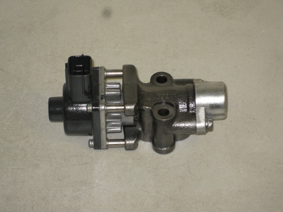 10 11 12 Subaru Legacy Outback 2.5L 2.5 EGR Valve Sensor EJ25 2010 2011 2012 OEM - Image 1 of 1