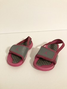 7c nike sandals