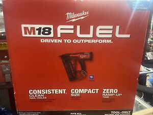 Milwaukee M18 2841-20 Fuel 16 Gauge Angled Finish Nailer Bare Tool