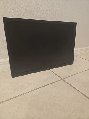 Acer V226WL 22 inch Widescreen LED Monitor (no wires) - Image 1 of 4