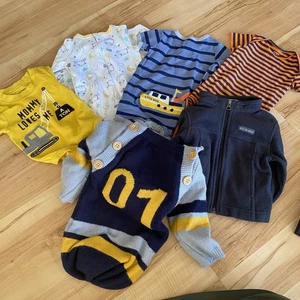 Gemischtes Bekleidungspaket Bodys, Shirts, Pullover 0-6 Monate Baby Junge - Bild 1 von 8