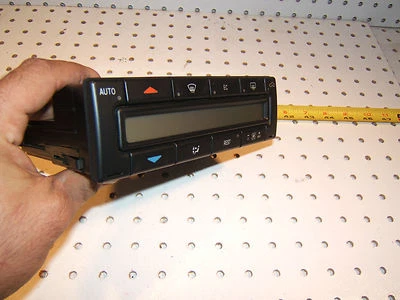 Mercedes Late W202 C280 AUTO Push Buttom climate Control Genuine MBZ OEM 1 Unit - Image 1 of 4