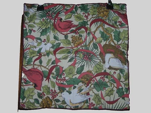 NEW ONE DZN 12 VINTAGE CLOTH CHRISTMAS DINNER NAPKINS DOVES & CARDINALS 1123 - Picture 1 of 2