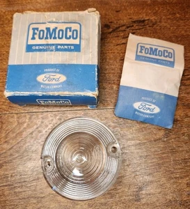 NOS FORD 1967 1968 FORD MUSTANG PARKING LAMP LENS CLEAR C7ZZ-13208-A - Picture 1 of 8