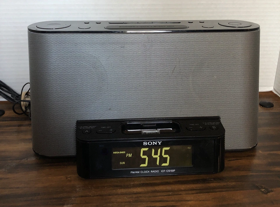 Sony Dream Machine AM/FM Clock Radio w/ 13 Pin iPod/iPhone Dock Model ICF-CS10iP - Image 1 of 4