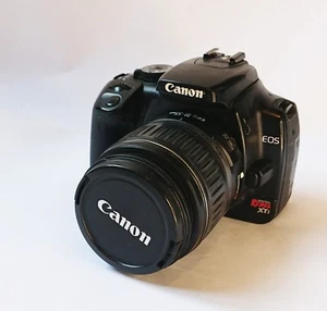 Canon Digital Rebel XTi EOS 400D Camera & EF-S 18-55mm Canon Zoom Lens - Picture 1 of 14
