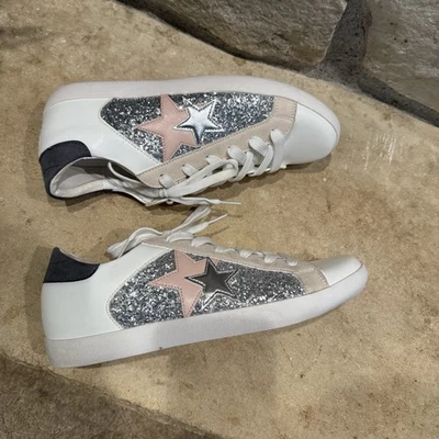 Zapatillas con cordones Shoe Dazzle Zaylee talla 10 brillo/estrellas. Excelente Estado Foto 1 de 4