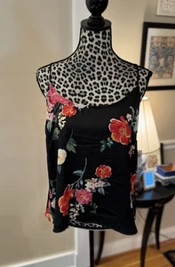 Women's Old Navy Floral Satin Cami Top Size XL Blouse Whimsy Goth Y2K Fairy New - Picture 1 of 12