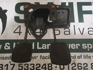 LAND ROVER DISCOVERY 2 TD5 MANUAL PEDAL BOX RHD 1998-2004 SKB103204PMA - Picture 1 of 3