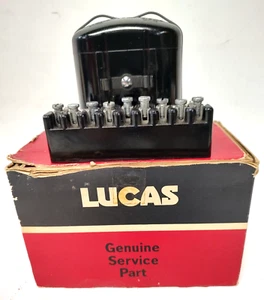 Vintage 10/67 LUCAS Jaguar Control Box # 37065 37065J 12V RF 95/3 Voltage Regul. - Picture 1 of 10