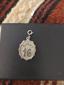Silver Toned Vintage "Sweet 16" Charm Pendant - Picture 1 of 4