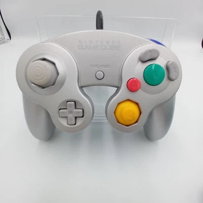 Nintendo GameCube Official Controller Silver Working From Japanese - Image 1 of 4