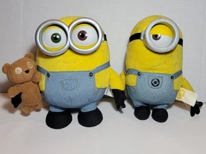 Despicable Me Minions 10" Plushes - Carl & Bob ( Bob Makes Sound & Lights Up) - Picture 1 of 9