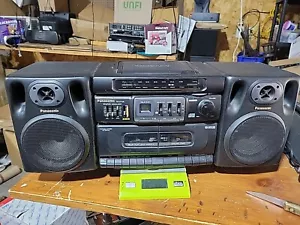 Panasonic RX-DT530 CD Cassette Boombox Stereo S-XBS Amp System Ghetto Blaster - Picture 1 of 9