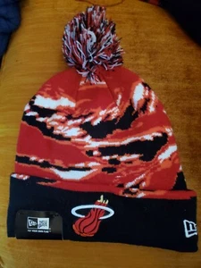 MIAMI HEAT KNIT MULTI COLOR MITCHELL & NESS SKULL CAP  - Picture 1 of 2
