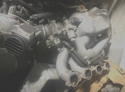 Porsche  968 OEM Intake Manifold & Throttle Body - Image 1 of 4