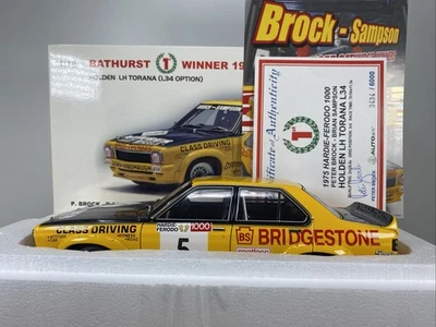 1/18 签名 Peter Brock 系列 1975 年 Holden Torana L34 Bathurst Win 87560! — 第 1/4 张图片
