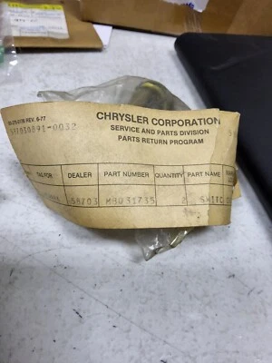 Interruptor de calefacción MB031735 Mopar/Mitsubishi Foto 1 de 4