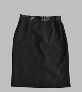 Modischer, schwarzer Rock GR. S, gefüttert nife - Bild 1 von 2