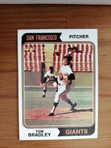TOM BRADLEY 1974 Topps #455  FREE SHIP 50% OFF SALE  B1008R3S11P10