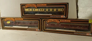 OO gauge NEAR MINT 3x Mainline Mark mk 1 Coach Brown Cream Maroon Buffet Brake - Picture 1 of 6