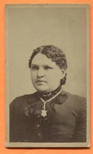 CDV Grand Rapids, MI, Portrait of a Young Woman, by Star, circa 1880s Backstamp - Picture 1 of 3