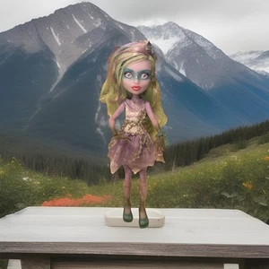 Monster High Haunted - Getting Ghostly Twyla Doll Complete Euc - Picture 1 of 11