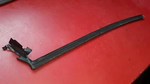 Sealing Window Slot Outside Right Mercedes Sl R129 W129 1297200624 - Bild 1 von 4