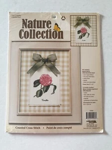 Leisure Arts Nature Collection Rosa Kamelie Rose Kreuzstich-Set Neu Versiegelt - Bild 1 von 4