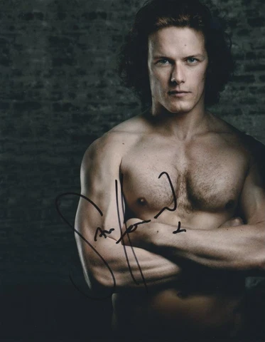 Sam Heughan (Outlander) signed 8x10 photo in-person Cover