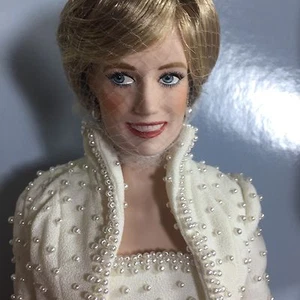 FRANKLIN MINT PRINZESSIN DIANA PUPPE MEMORABILLIA HISTORISCHES SAMMLERSTÜCK - Bild 1 von 12