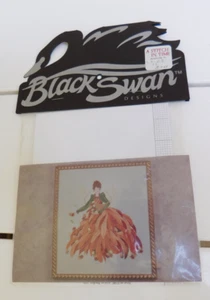 Karen Weaver patrón de punto de cruz 1996 diseños de cisne negro crisantemo vintage - Imagen 1 de 3