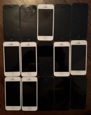 Lot of 15 Iphone A1429 5 (Unknown) Smartphone Fast Ship Parts Repair {BROKEN} - Image 1 of 2