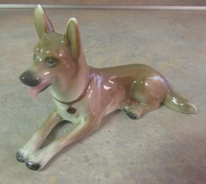VINTAGE SITZENDORF PORCELAIN GERMAN SHEPHERD FIGURINE 26084 - Picture 1 of 6