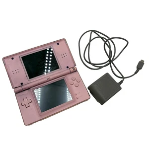 Nintendo DS Lite Rosa - Funzionante ma presenta difetti estetici - Foto 1 di 10