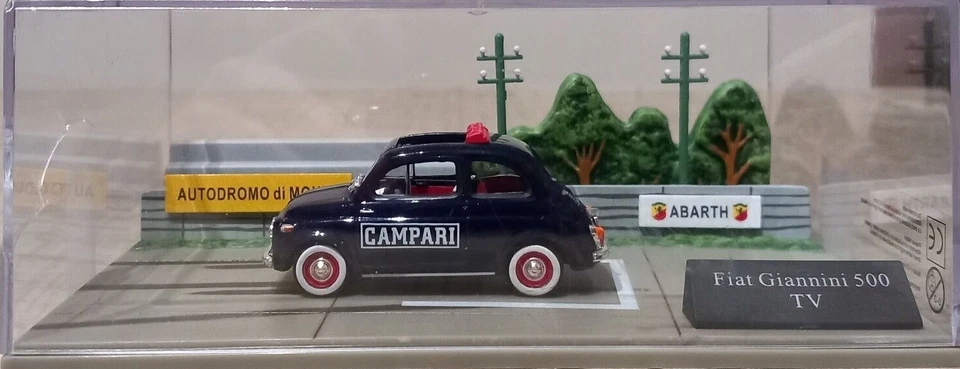 Die Cast 1/43 Modellino Auto FIAT GIANNINI 500 TV Diorama - Immagine 1 di 1